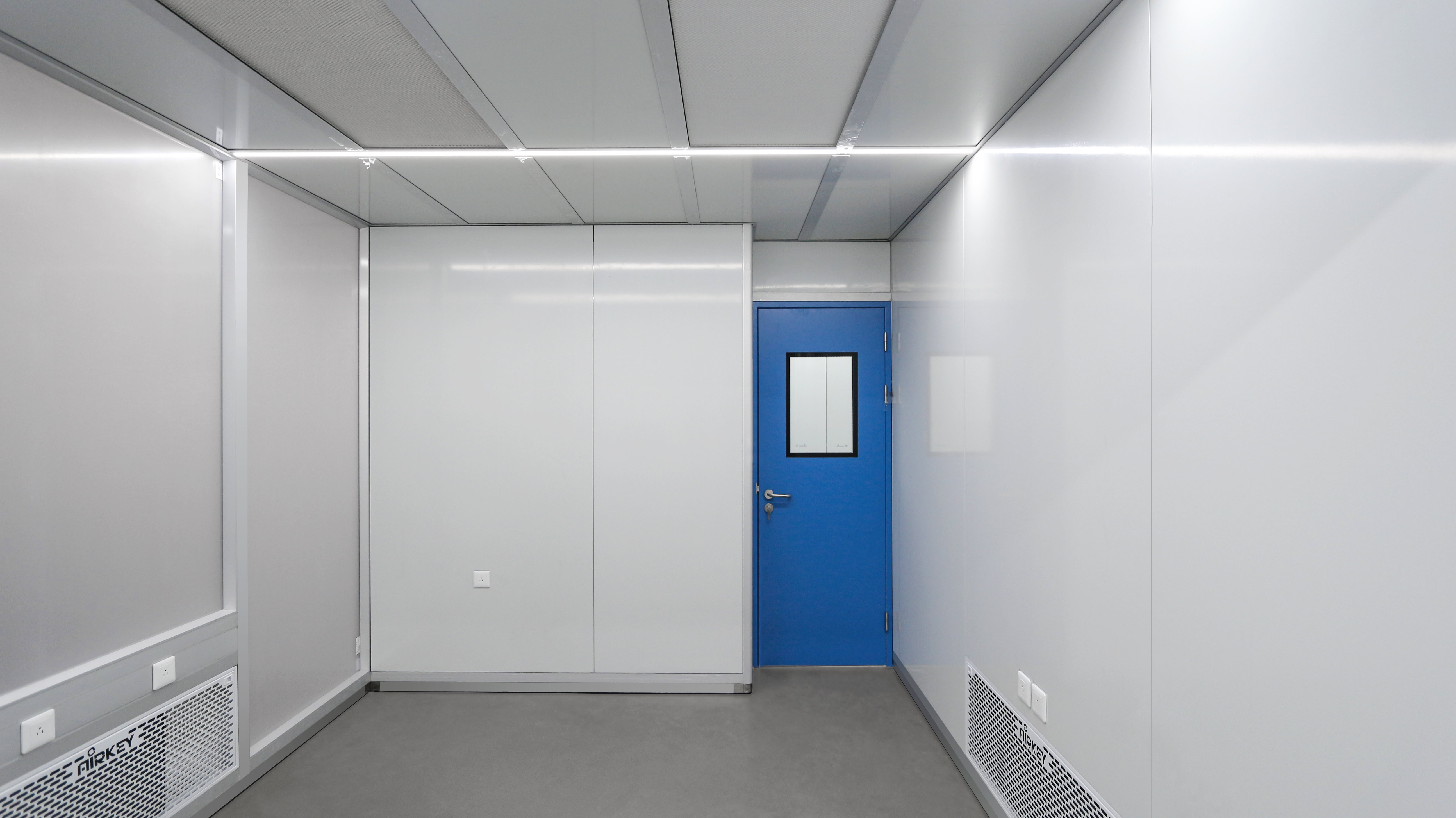 Airkey delivers advanced modular cleanroom to Miami Life Sciences Facility