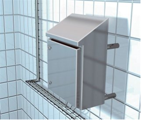 Figure 2: Cleanable arrangements of control cabinet (Rittal) and cabling
