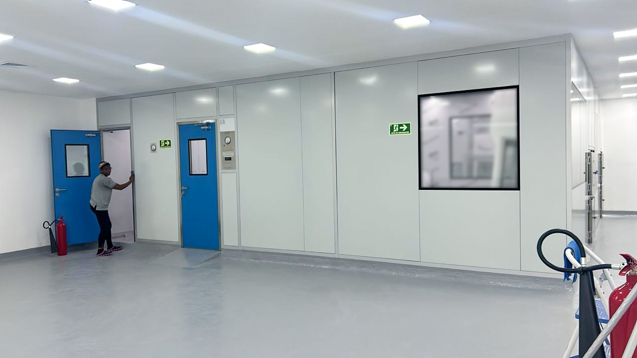 From concern to confidence - modular cleanroom construction