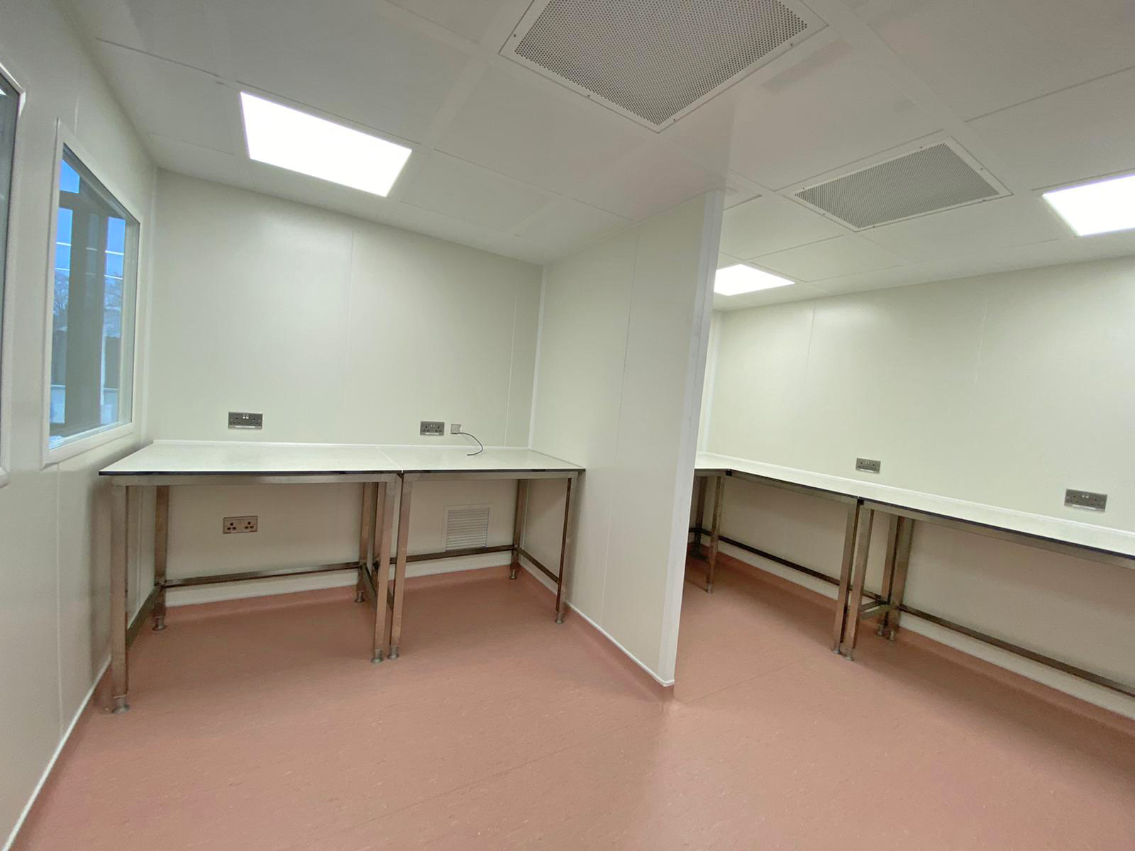 Copyright: Guardtech Cleanrooms LTD