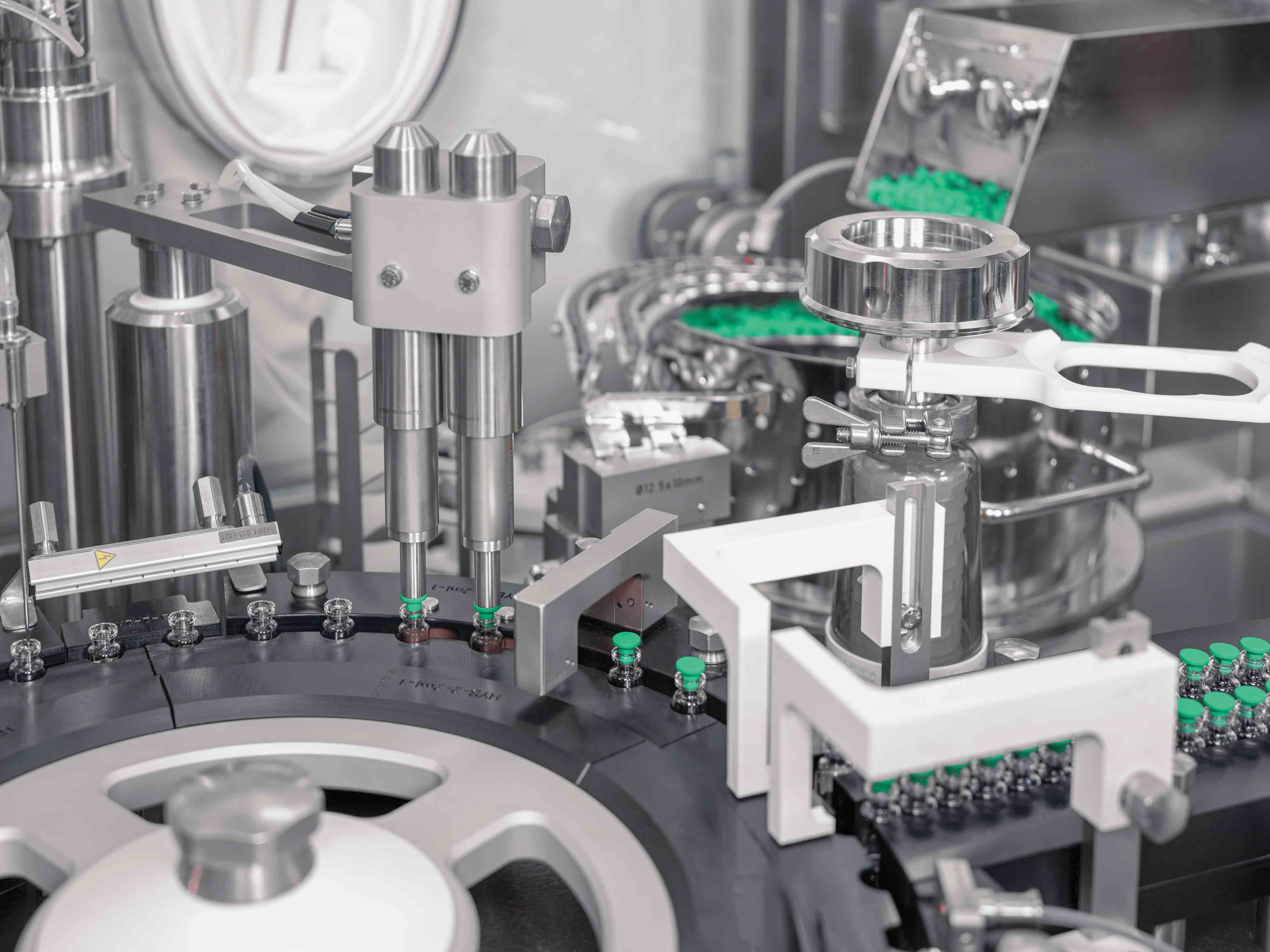 Industry first experiments for decontaminating RTU vials with vaporised H2O2
