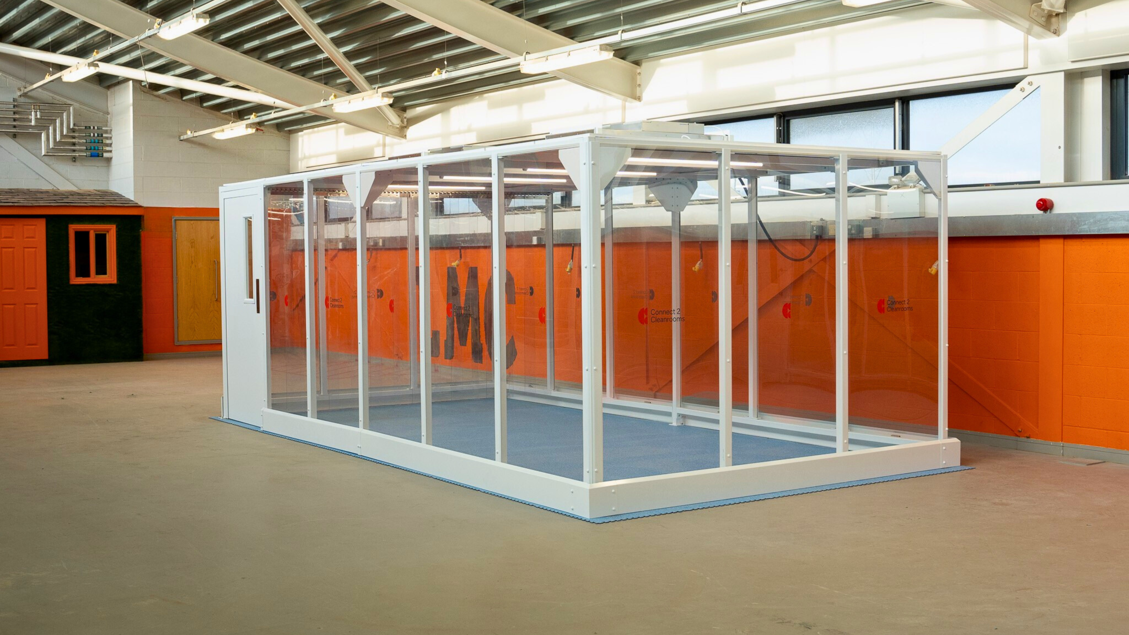 Lancaster & Morecambe College enhances engineering education with Connect 2 Cleanrooms