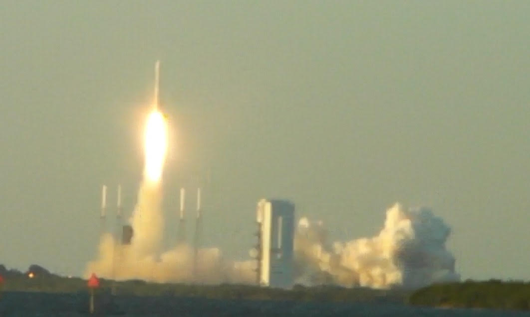 The launch of NASA’s OSIRIS-REx asteroid sample collection mission in 2016. Image credit: Grahame Bullimore